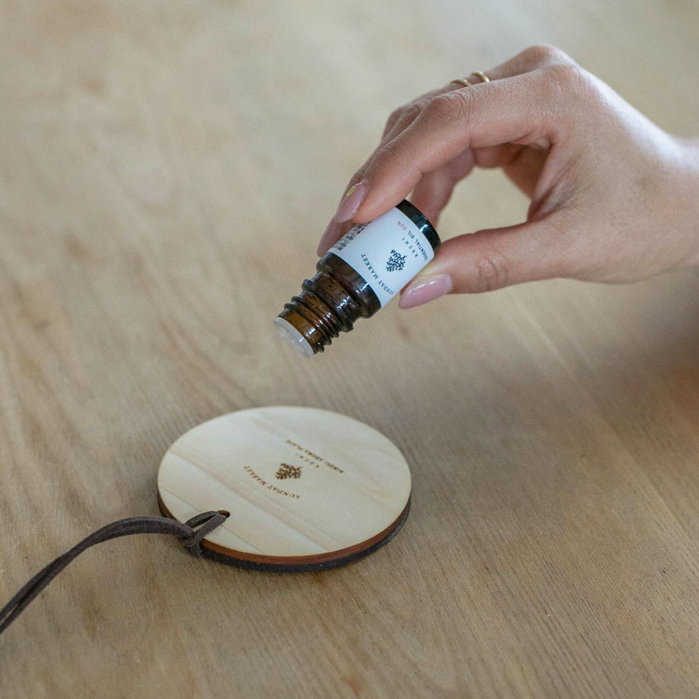 Essential Oil エッセンシャルオイル